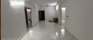 Room in 3 BHK Apartment at Pavani Residency, Yelahanka New Town – for Rent