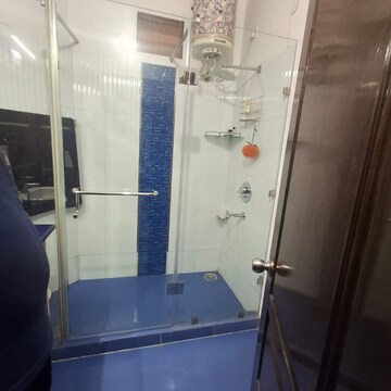 Bathroom in 3.5 BHK Apartment at Sector 37 – for Rent
