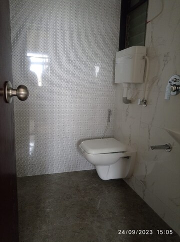 Bathroom in 2 BHK Apartment at Bhoomi Samarth, Goregaon East – for Rent