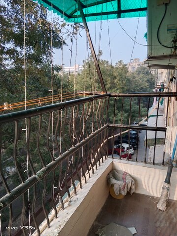 Balcony in 4 BHK Apartment at Sector 4, Dwarka – for Rent