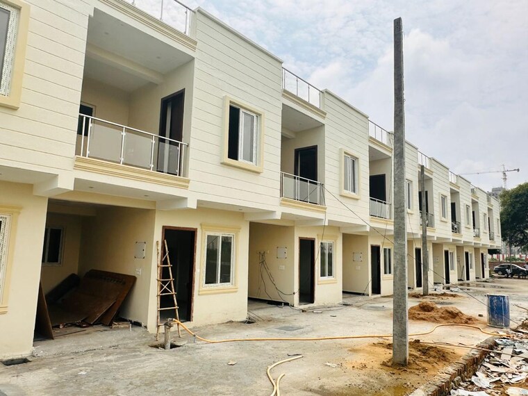 Exterior View, kingson-green-villa-phase-2 3 Bedroom 2050 Sq.Ft. Villa In Panchsheel Green Greater Noida 8331717