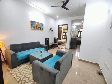 Master Bedroom in 1.5 BHK Builder Floor at Dlf Cyber City, Sector 24 – for Rent
