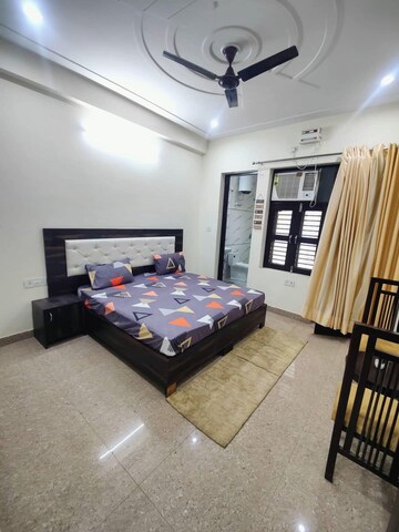 Bedroom in 1.5 BHK Builder Floor at Dlf Cyber City, Sector 24 – for Rent
