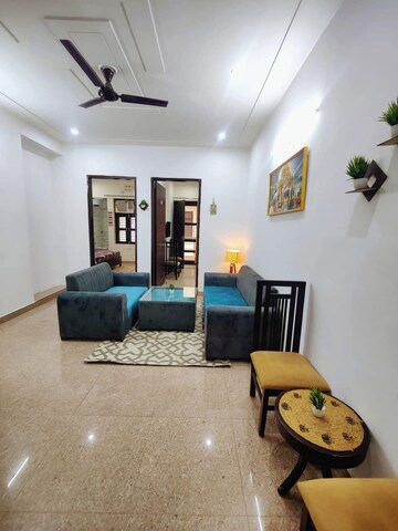 Living Room in 1.5 BHK Builder Floor at Dlf Cyber City, Sector 24 – for Rent