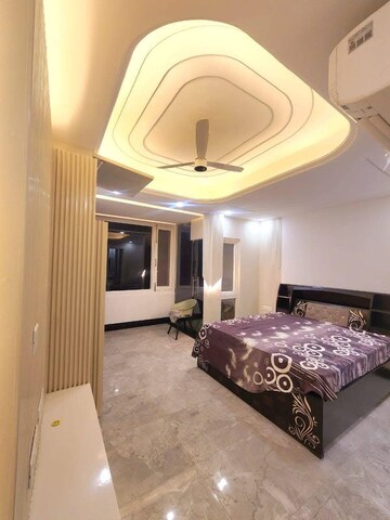 Bedroom in 1.5 BHK Builder Floor at Dlf Cyber City, Sector 24 – for Rent