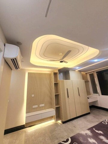 Bathroom in 1.5 BHK Builder Floor at Dlf Cyber City, Sector 24 – for Rent