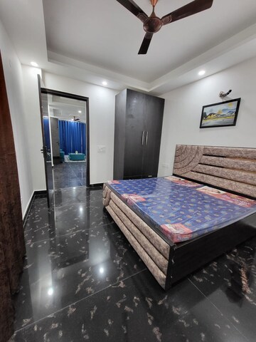 Bedroom in 3 BHK Builder Floor at BPTP District Phase 2, Sector 84 – for Sale