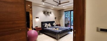 Bedroom in 2 BHK Builder Floor at Dlf Cyber City, Sector 24 – for Rent