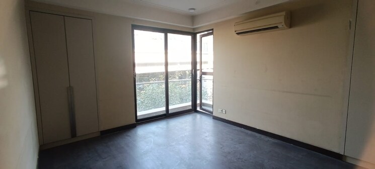 Room, kailash colony 4 Bedroom 4000 Sq.Ft. Builder Floor In Kailash Colony Delhi 8331808