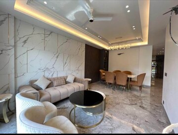 Master Bedroom in 2 BHK Builder Floor at DLF Cyber Park, Sector 20 – for Rent
