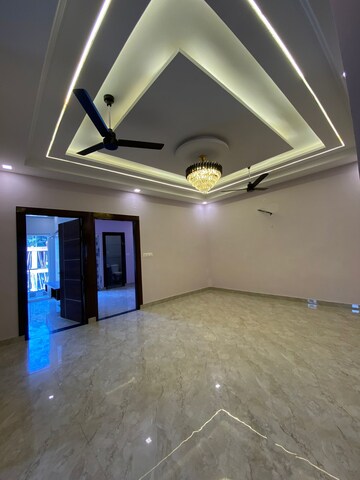 3 BHK Builder Floor For Sale in Sahastradhara Road