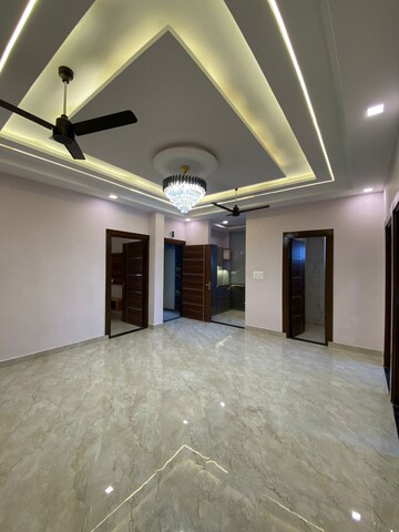 Room in 3 BHK Builder Floor at Sahastradhara Road – for Sale
