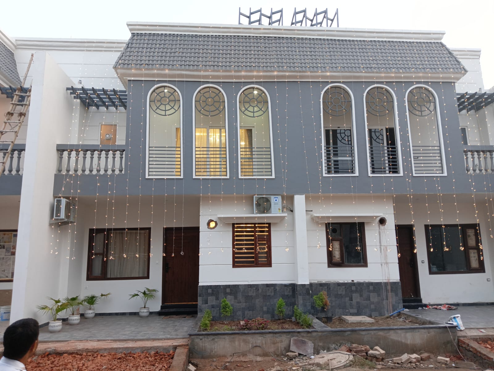 3.5 BHK + Pooja Room Independent House For Sale in Desire Properties