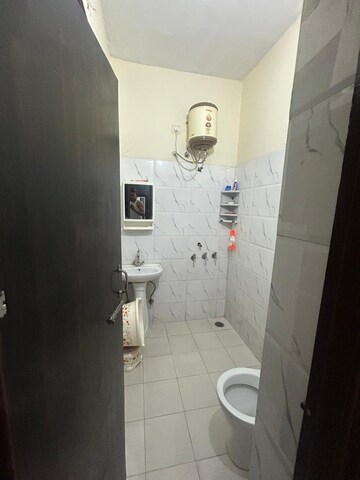 Bathroom in 3 BHK Apartment at Andheri East – for Rent