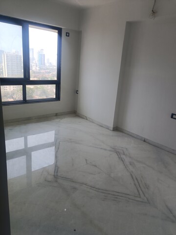 Room in 4 BHK Apartment at Bombay Realty One ICC, Dadar East – for Sale