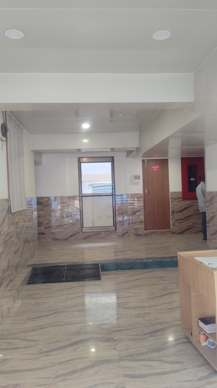 undefined, universal-paradise 1 Bedroom 300 Sq.Ft. Apartment In Vile Parle East Mumbai 8332003