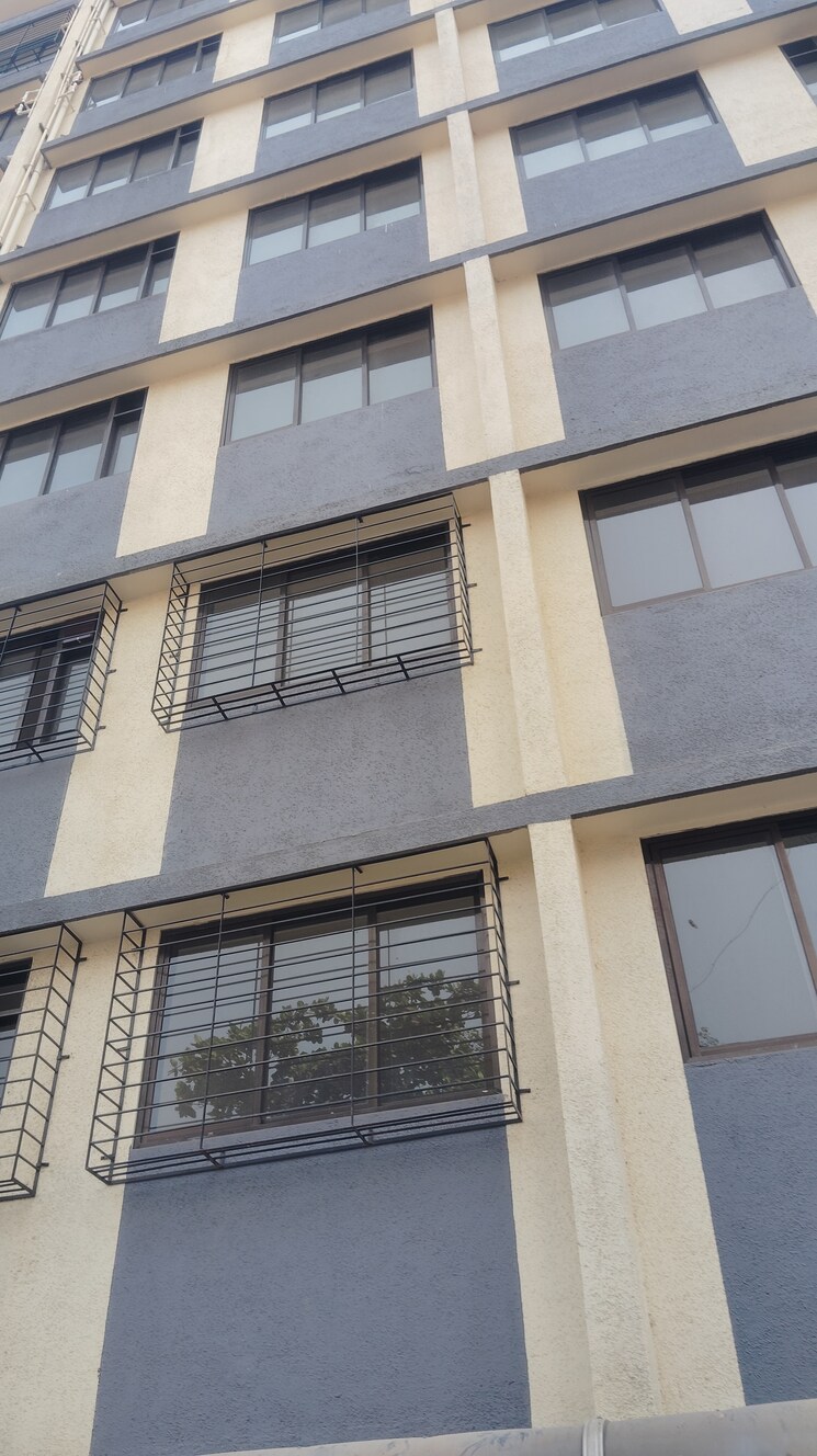 Balcony, universal-paradise 1 Bedroom 300 Sq.Ft. Apartment In Vile Parle East Mumbai 8332003