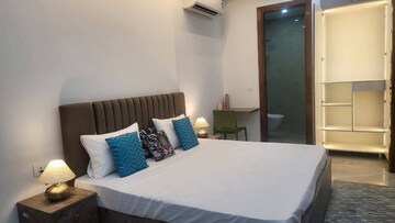 Bedroom in 1 BHK Builder Floor at DLF Cyber Park, Sector 20 – for Rent