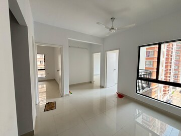 Room in 2 BHK Apartment at DTC Southern Heights, Joka – for Rent