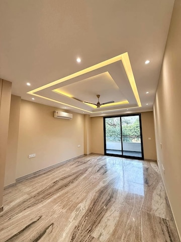 Bedroom in 2 BHK Builder Floor at DLF Cyber Park, Sector 20 – for Rent