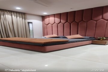 2 BHK Apartment For Rent in Lodha Vista, Lower Parel