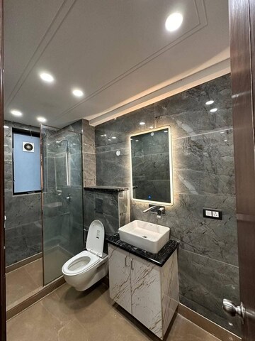 Bathroom in 1 RK Builder Floor at Sector 19 – for Rent