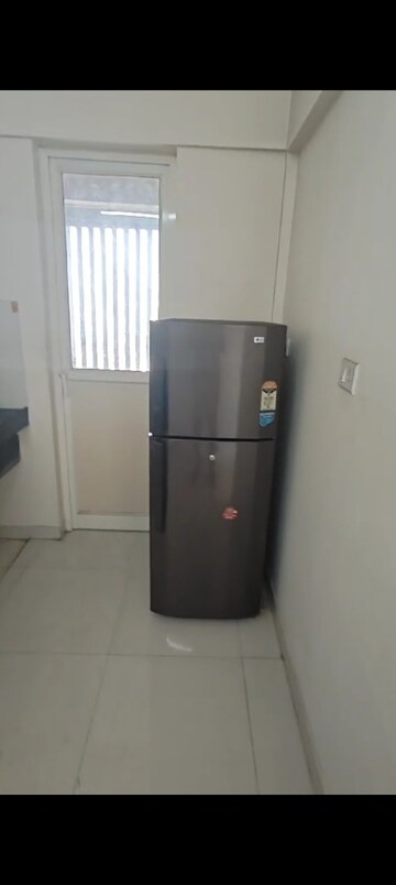 Furnished Amenities in 1 BHK Apartment at Sheth Tiara, Wakad – for Rent