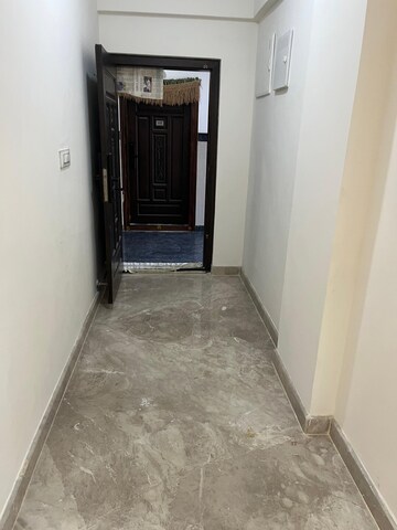 Building Lobby in 3 BHK Apartment at Banashankari – for Rent