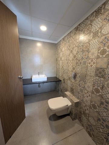 Bathroom in 4 BHK Apartment at Supreme Estia Phase 1, Baner – for Rent