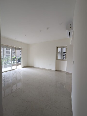 Room in 4 BHK Apartment at Supreme Estia Phase 1, Baner – for Rent