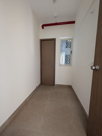 Room in 4 BHK Apartment at Supreme Estia Phase 1, Baner – for Rent
