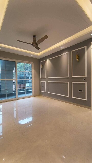 Room in 1 RK Builder Floor at Sector 21 – for Rent