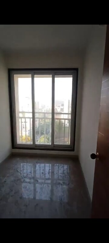 Room in 2 BHK Apartment at Gami Terra, Sanpada – for Rent