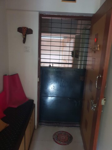 Room in 3 BHK Apartment at Rolling Hills ABC, Baner – for Rent