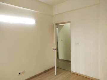 Room in 3 BHK Apartment at Moti Nagar – for Rent