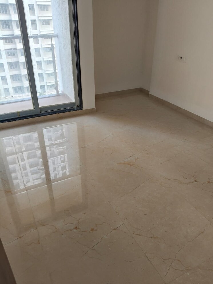 Room, mahavir-square 2 Bedroom 752 Sq.Ft. Apartment In Manpada Thane 8333095