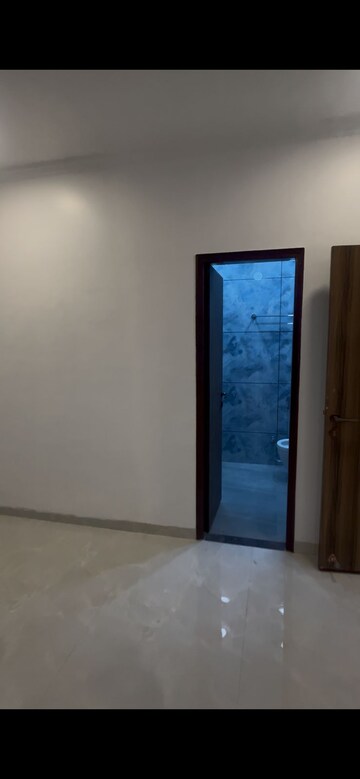 Room in 3 BHK Independent House at Sunstar Floors, Sector 51 – for Rent