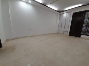 Room in 3 BHK Apartment at Greater Kailash I – for Sale