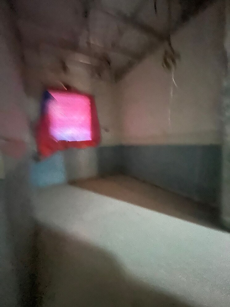 undefined, mahim Commercial Office Space 2000 Sq.Ft. In Mahim Mumbai 8333130