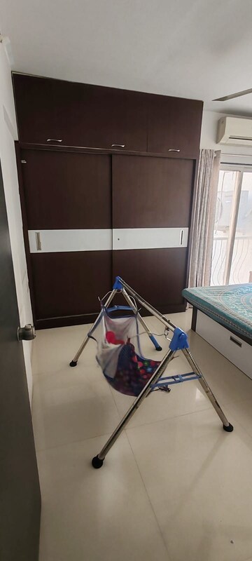 Furnished Amenities in 2 BHK Apartment at Pebbles II, Bavdhan – for Rent