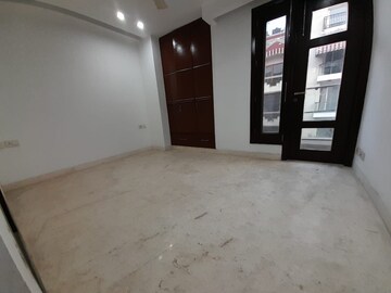 Room in 2 BHK Apartment at Greater Kailash – for Sale
