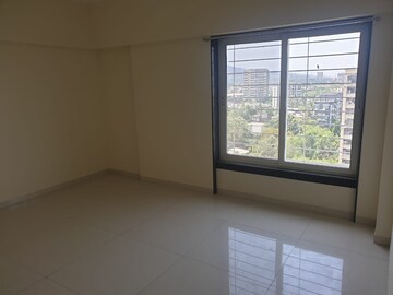 Room in 3 BHK Apartment at Evershine CHS Chembur, Chembur – for Rent