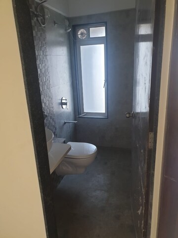 Bathroom in 3 BHK Apartment at Evershine CHS Chembur, Chembur – for Rent