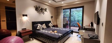 Bedroom in 3 BHK Builder Floor at Sector 21 – for Rent