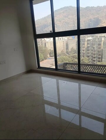 Room in 2 BHK Apartment at Godrej Urban Park, Chandivali – for Rent