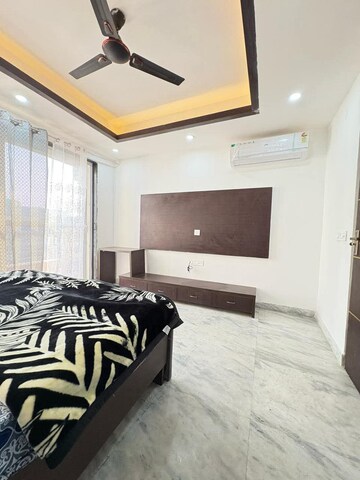 Bedroom in 3 BHK Builder Floor at Sector 21 – for Rent