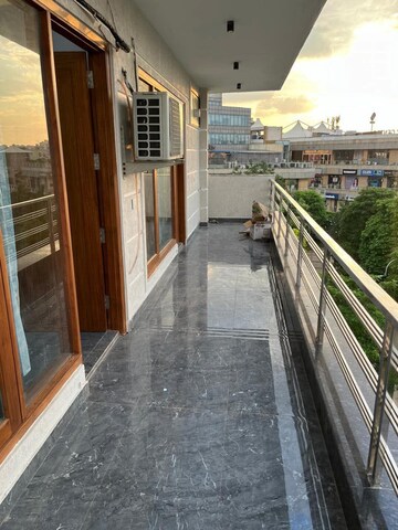 Balcony in 3 BHK Builder Floor at Sector 21 – for Rent