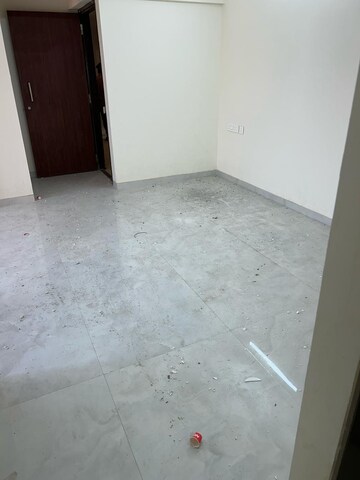 Room in 2 BHK Apartment at Diamond Garden, Chembur – for Rent