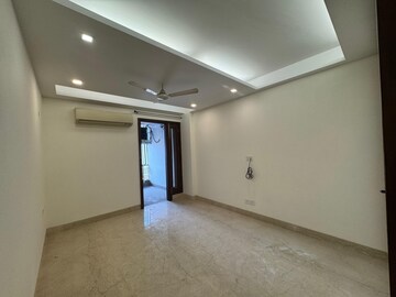 Room in 3 BHK Apartment at Greater Kailash – for Sale