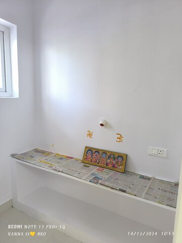 Furnished Amenities in 4 BHK Apartment at Shalimar Garden – for Sale